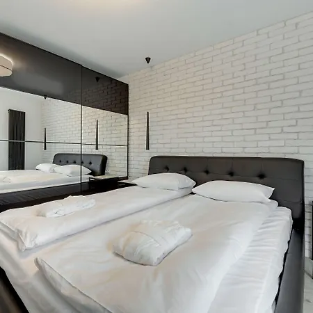 Апартаменты Waterlane Island - Riverview Pool, & Gym By Downtown Гданьск