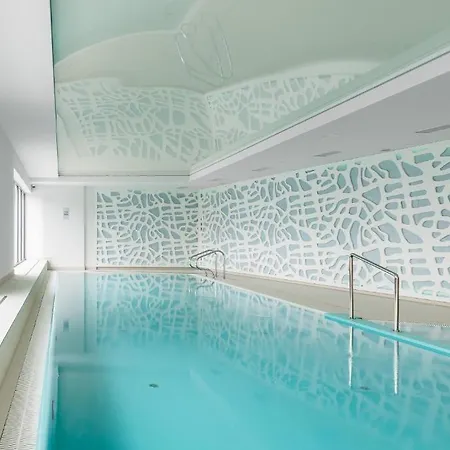 Waterlane Island - Riverview Pool, & Gym By Downtown Апартаменты *