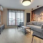 Appart hôtel Waterlane Island - Riverview Pool, & Gym By Downtown