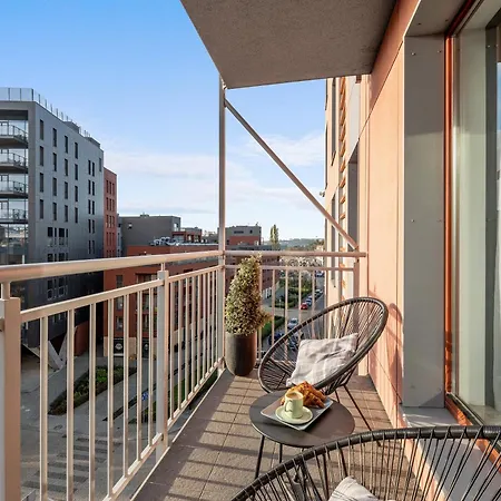 Waterlane Island - Riverview Pool, & Gym By Downtown * Gdańsk
