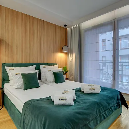 Waterlane Island - Riverview Pool, & Gym By Downtown 格但斯克