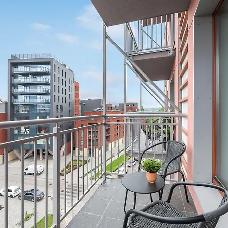 Waterlane Island - Riverview Pool, & Gym By Downtown מלון דירות גדנסק