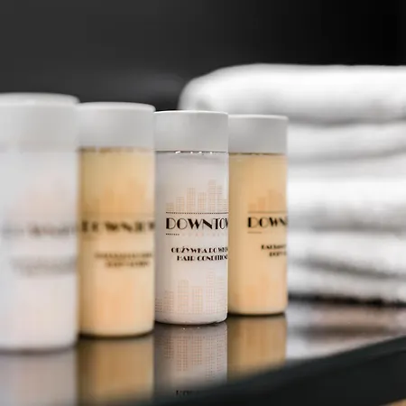 Waterlane Island - Riverview Pool, & Gym By Downtown Apartment