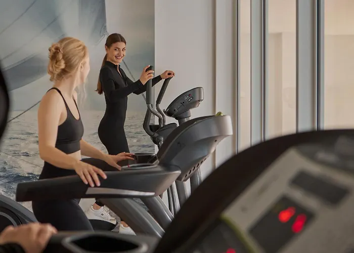 Waterlane Island - Riverview Pool, & Gym By Downtown