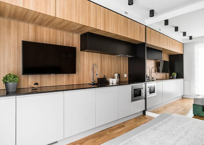 Waterlane Island - Riverview Pool, & Gym By Downtown 4* Gdańsk