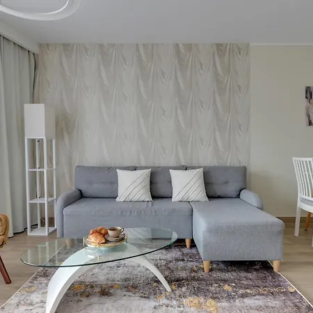 Apartament Waterlane Island - Riverview Pool, & Gym By Downtown *
